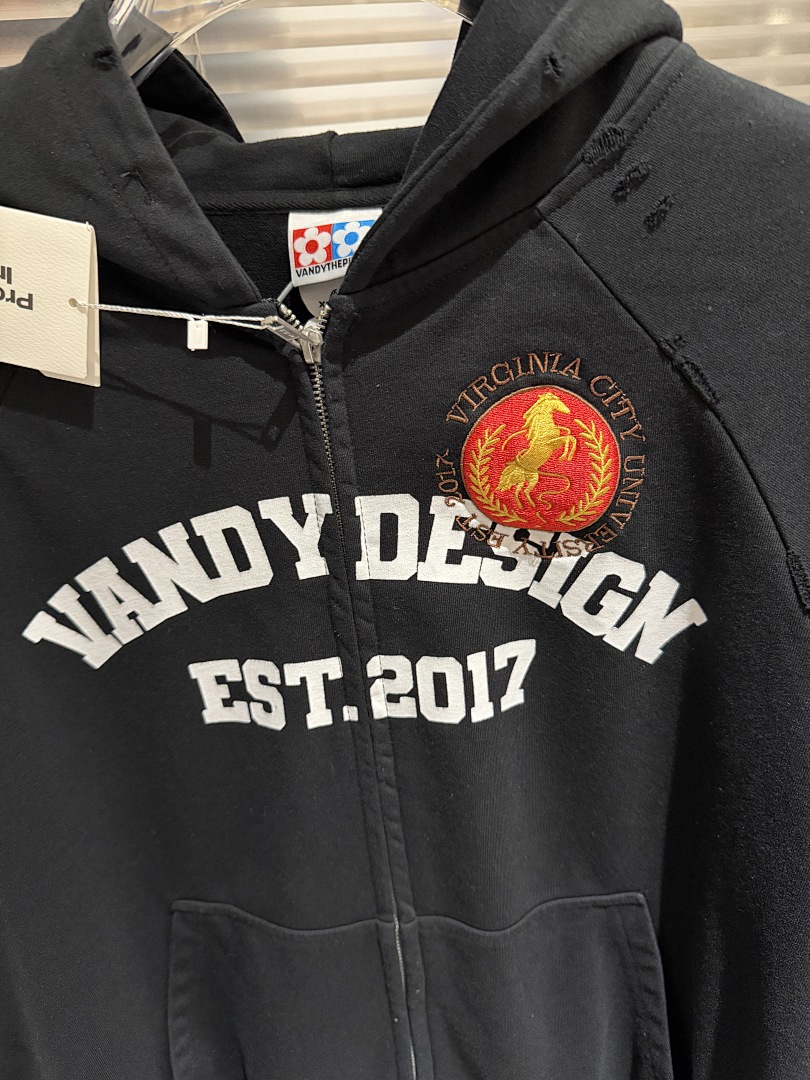 Fashion Brand 25FW Co-branded  - đánh giá và giá Streetwear Brand Slogans